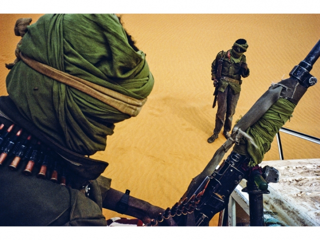 Паскаль Мэтр.
Нигер, 1993.

Туарегские повстанцы.

© Pascal Maitre/Myop/Panos.