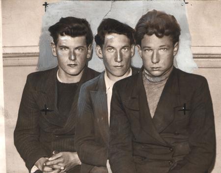 Unknown author.
Remon Peti, Olivier Bojar, Ren Ferran - the robbers arrested in Nei. 
July 6, 1937. 
Bodo Niman gallery, Germany. With support of the Gete German cultural center