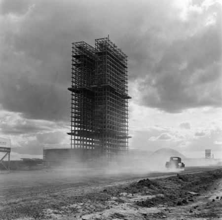 Marcel Gautherot.
The National Congress in construction. 
c.1958-60. 
Сollection of Moreira Salles Institute, Brazil